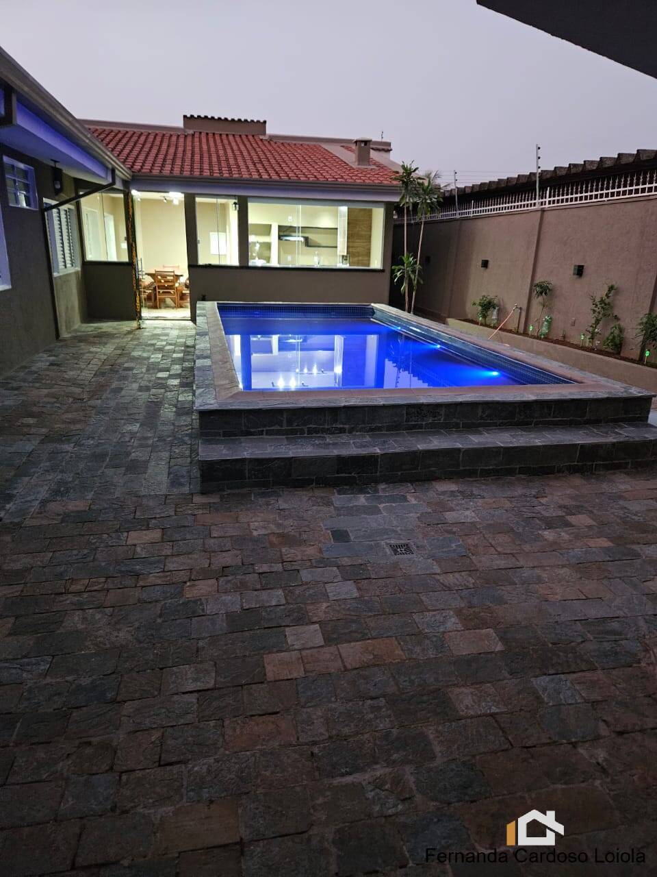 Casa, 3 quartos, 420 m² - Foto 1