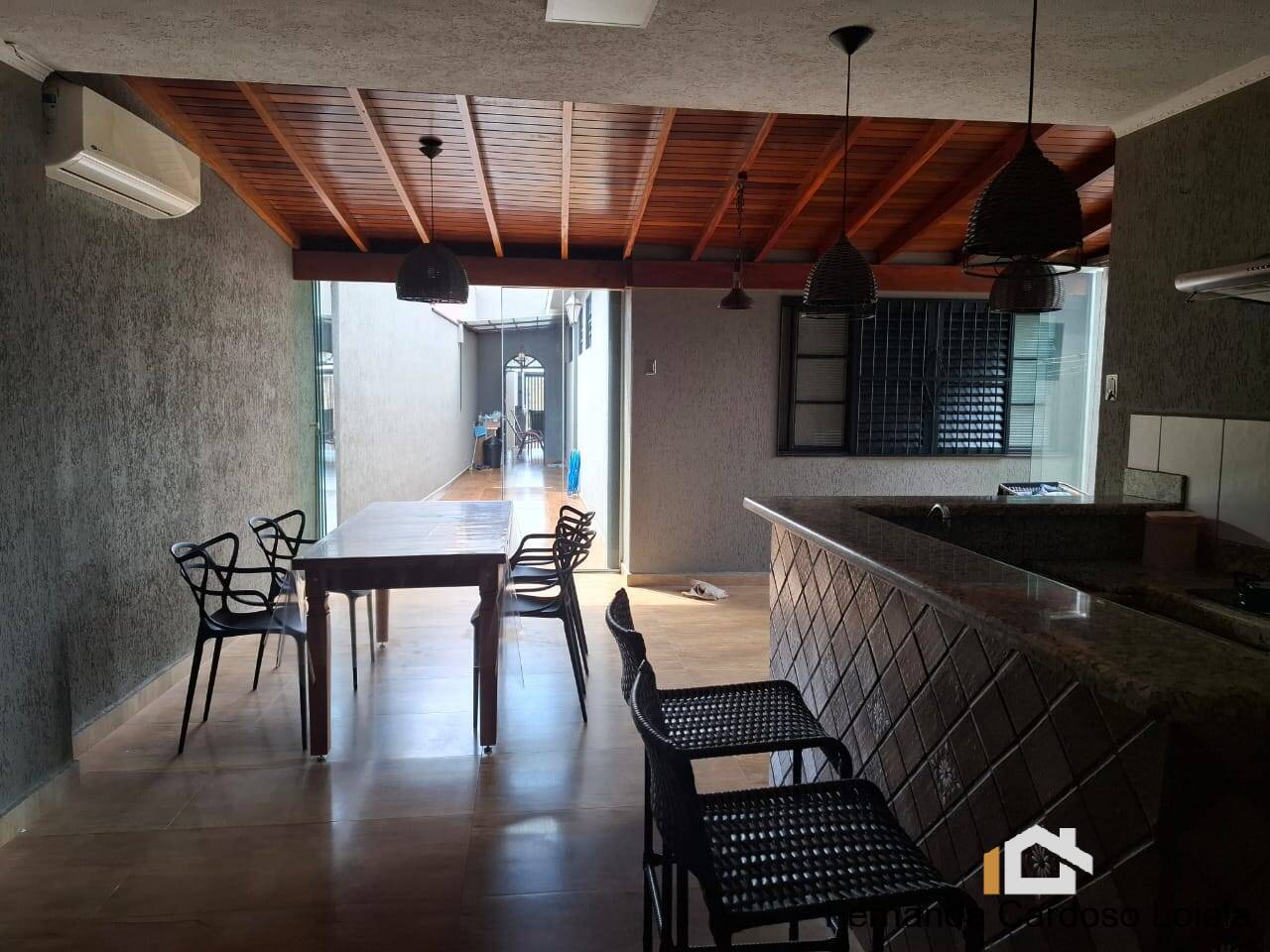 Casa, 6 quartos, 295 m² - Foto 3