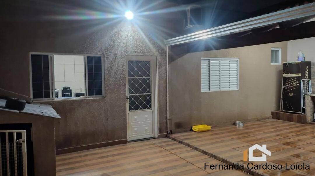 Casa, 3 quartos, 205 m² - Foto 2