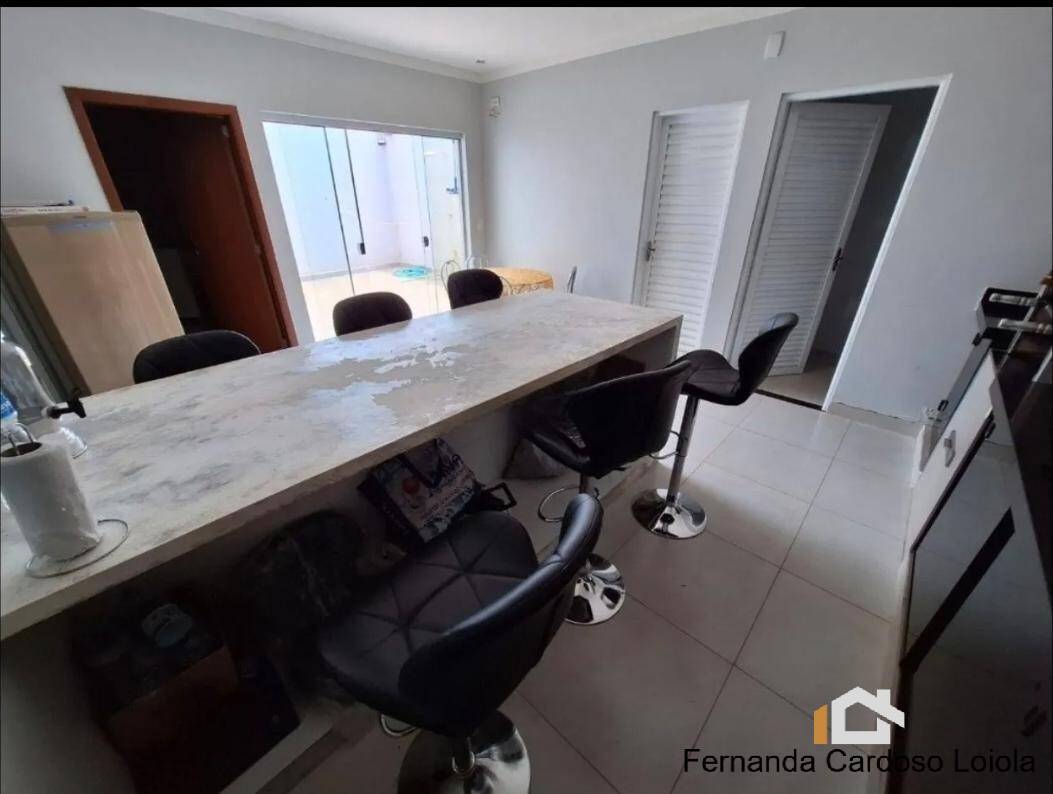 Casa, 3 quartos, 200 m² - Foto 3