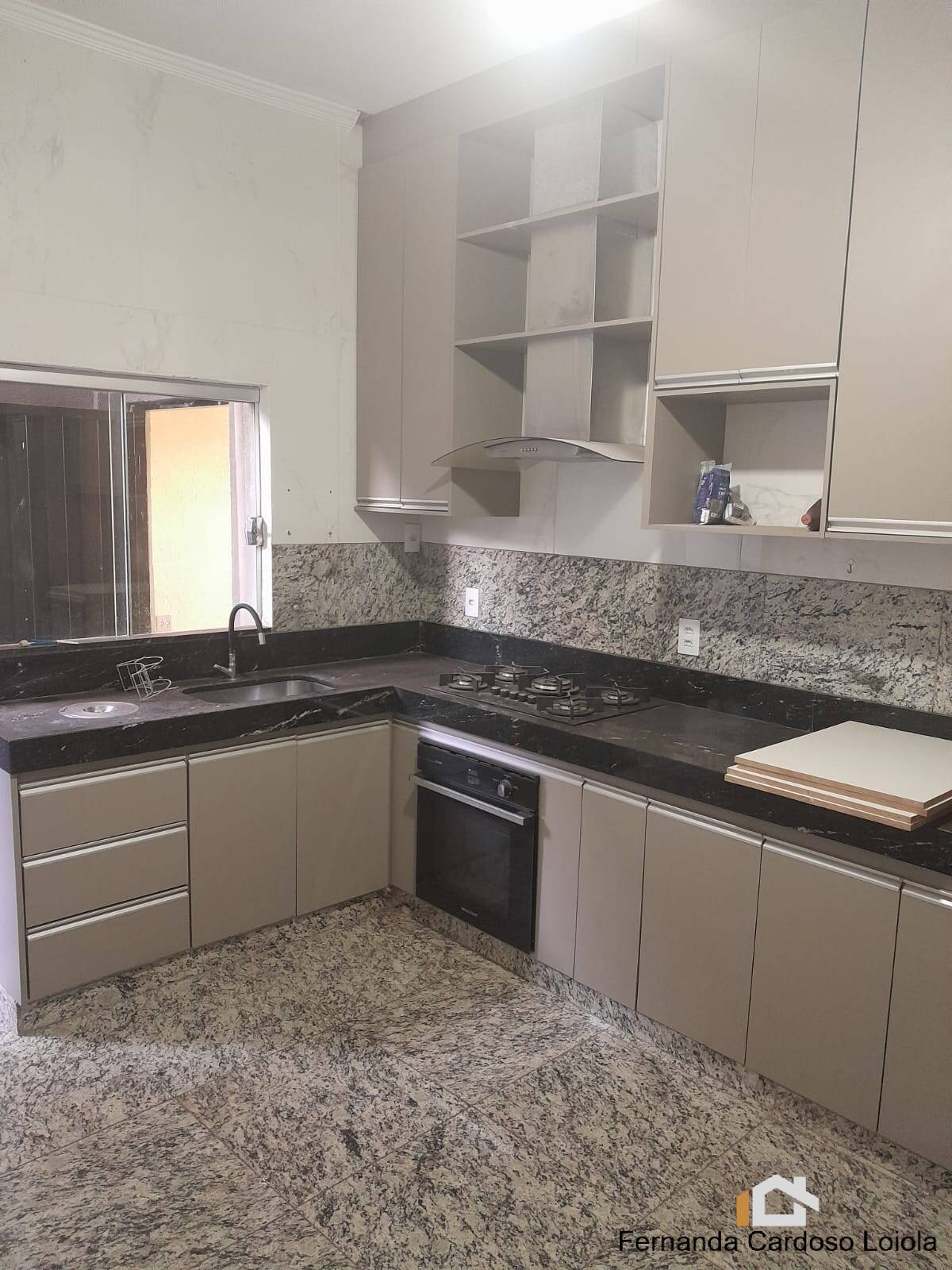 Casa, 2 quartos, 150 m² - Foto 1