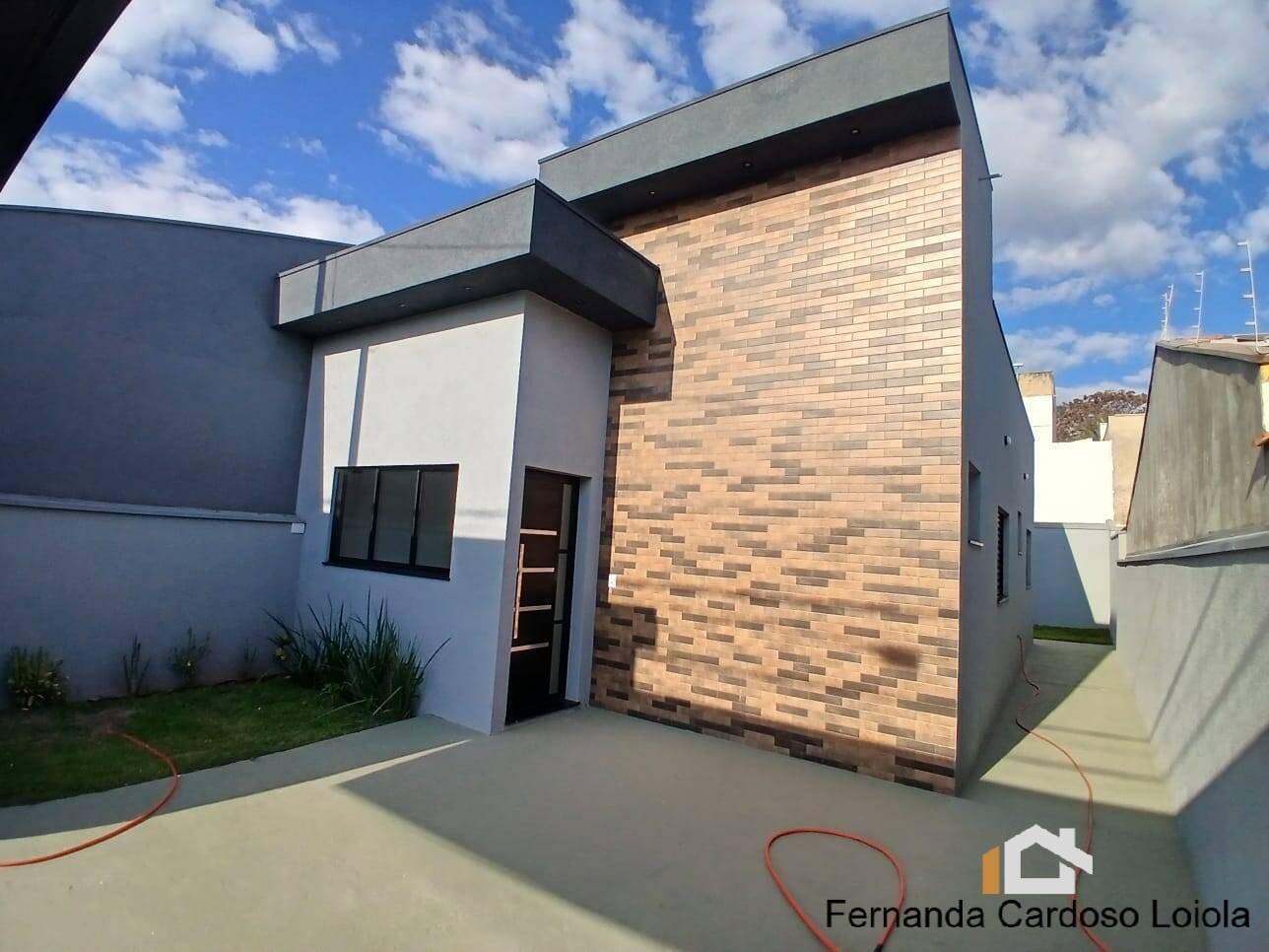 Casa, 2 quartos, 160 m² - Foto 1